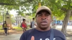 Padre de preso político 11J entrega solicitud de una Ley de Amnistía  Padre de preso político 11J entrega solicitud de una Ley de Amnistía