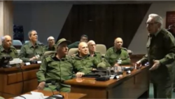 Noticias de Cuba en 5 minutos | 08/12/2025 Raúl Castro Ruz y Miguel Díaz-Canel en la sede del Ministerio del Interior, al inicio del Ejercicio Estratégico Baraguá 2023.