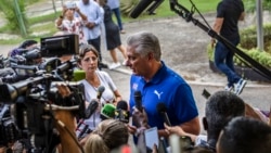 Cubanos opinan sobre palabras de Miguel Díaz-Canel en su recorrido por la isla Cubanos opinan sobre palabras de Miguel Díaz-Canel en su recorrido por la isla