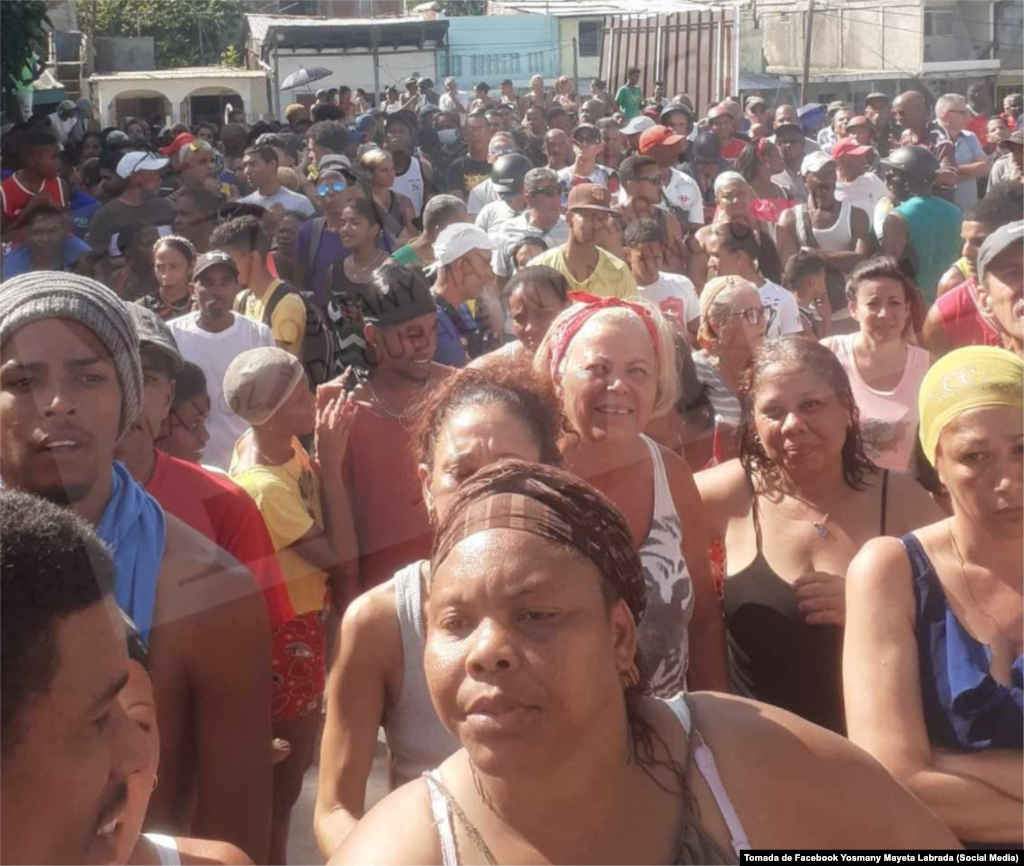 Imágenes de la protesta masiva en Santiago de Cuba el 17 de marzo de 2024