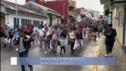 Migrantes continúan su marcha en Tapachula Migrantes continúan su marcha en Tapachula