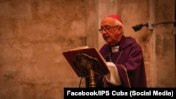 Monseñor Emilio Aranguren Echeverría, Obispo de la Diócesis de Holguín, Cuba.