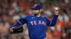 El abridor de los Texas Rangers, Jordan Montgomery, lanza durante la primera entrada del Juego 1 de la Serie de Campeonato de la Liga Americana contra los Astros de Houston, el domingo 15 de octubre de 2023 en Houston. (Foto AP/David J. Phillip)