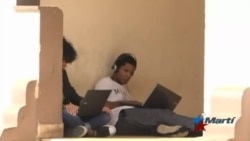Cubanos ponen empeño en redes clandestinas para conectarse a Internet Cubanos ponen empeño en redes clandestinas para conectarse a Internet