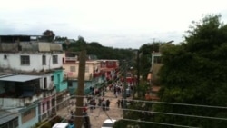 Cubana fue detenida por reclamar cerca la casa de Díaz Canel Cubana fue detenida por reclamar cerca la casa de Díaz Canel