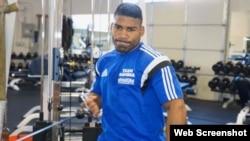 Yuriorkis Gamboa, pugilista cubano de 38 años de edad. Excampeón del mundo.