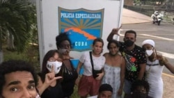 Arrestan a rapero contestatario Arrestan a rapero contestatario