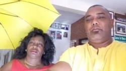 La dama de blanco Lourdes Esquivel informa del arresto de Berta Soler y Angel Moya La dama de blanco Lourdes Esquivel informa del arresto de Berta Soler y Angel Moya