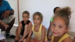 Niños migrantes cubanos en Panamá Niños migrantes cubanos en Panamá