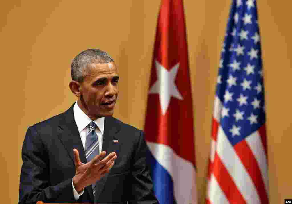Obama en la conferencia de prensa en La Habana.