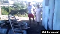 Un desalojo en la región oriental de Cuba. Foto Archivo