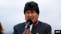 El presidente de Bolivia, Evo Morales, a la base militar de Catam en Bogotá (Colombia).