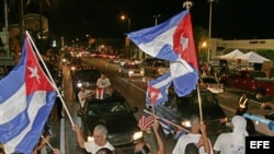 FOTO Archivo. Cubanos celebran en las calles de Miami.