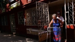 ¿Qué pasaría si el cuidado de los ancianos en Cuba queda en manos de particulares? ¿Qué pasaría si el cuidado de los ancianos en Cuba queda en manos de particulares?
