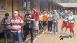 Terminan vuelos de Panamá a México y unos 360 cubanos quedan detrás Terminan vuelos de Panamá a México y unos 360 cubanos quedan detrás