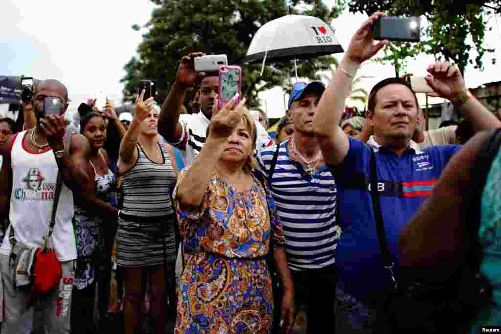 Cubanos en la procesión de la Virgen de Regla, el 7 de septiembre de 2018.