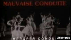 Fotograma de "Conducta Impropia".