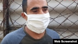 El periodista independiente Enrique Díaz.