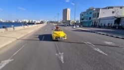 Los turistas regresan a la Habana a pesar de los estrictos protocolos del COVID-19 Los turistas regresan a la Habana a pesar de los estrictos protocolos del COVID-19