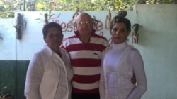 Cruel e inhumano trato de policía política a esposa e hija de Félix Navarro Cruel e inhumano trato de policía política a esposa e hija de Félix Navarro