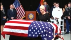 EEUU rinde honores al Senador John McCain EEUU rinde honores al Senador John McCain