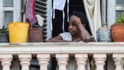 Cubanos de la isla opinan sobre la caída del valor de la propiedad Cubanos de la isla opinan sobre la caída del valor de la propiedad