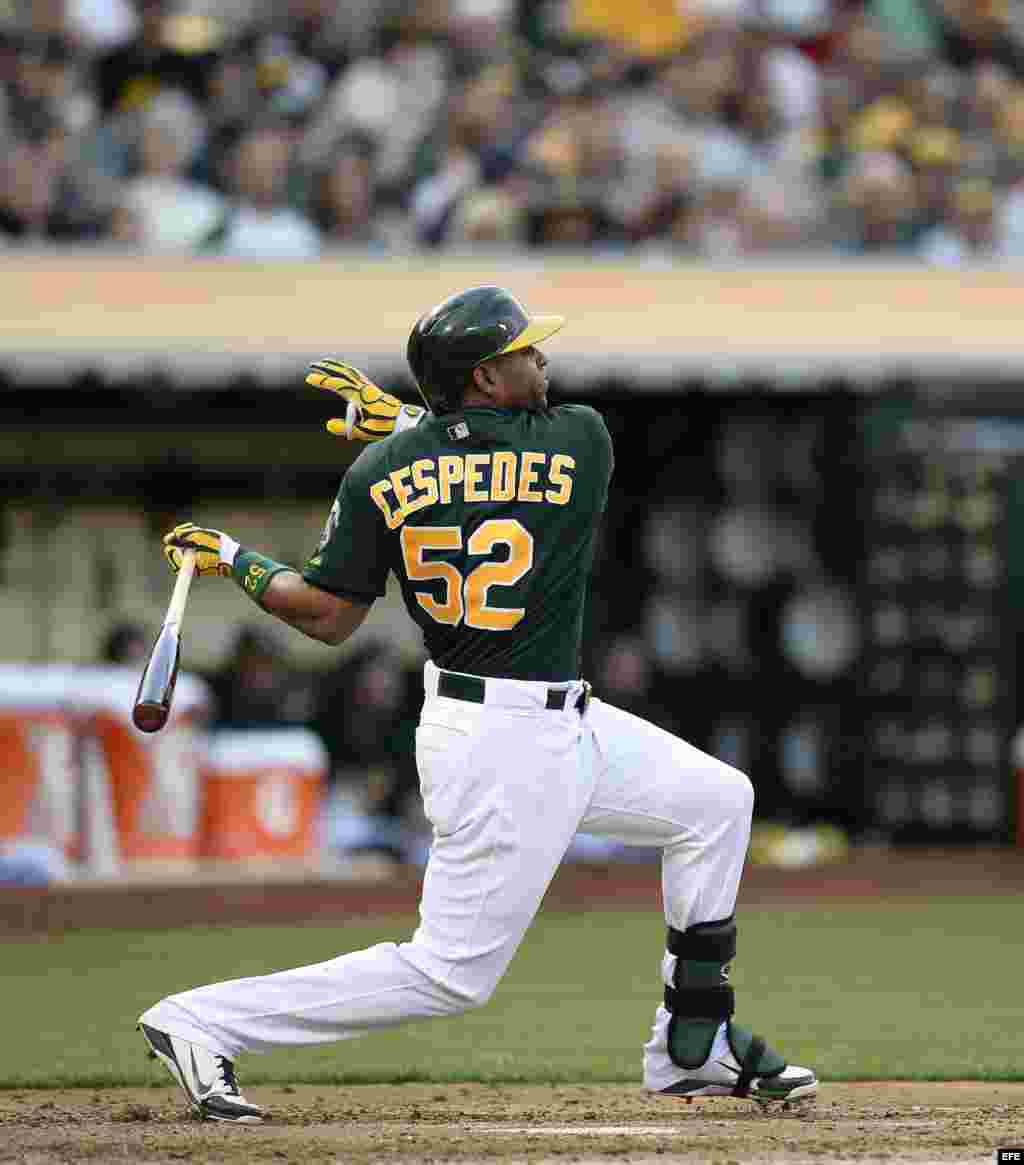 El jugador de los Atléticos de Oakland Yoenis Cespedes.