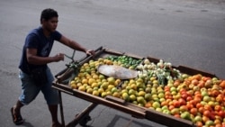 Multado con 2 mil pesos por vender una ristra de ajos Multado con 2 mil pesos por vender una ristra de ajos
