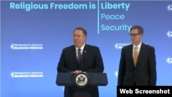 El secretario de Estado de EEUU, Mike Pompeo, en el discurso de inauguración de la cumbre ministerial sobre libertad religiosa.