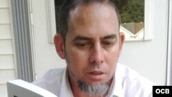 El pastor cubano Mario Felix Lleonart.