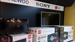 Cuba abre nuevas tiendas para recaudar dólares Cuba abre nuevas tiendas para recaudar dólares