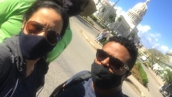 Detenidos Marthadela Tamayo y Osvaldo Navarro enl Parque Central, La Habana Detenidos Marthadela Tamayo y Osvaldo Navarro enl Parque Central, La Habana