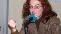 Intelectuales y artistas hacen petición a Maduro Intelectuales y artistas hacen petición a Maduro