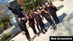 "Damas de Negro" acuden a rezar por la libertad de sus prisioneros