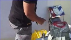 Cubanos protestan en Madrid por posible designación de Miguel Díaz-Canel Cubanos protestan en Madrid por posible designación de Miguel Díaz-Canel