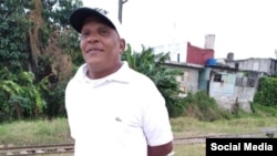 Daniel Salcedo en una foto publicada en Facebook por su hija, Mileydi Salcedo.