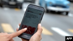 Teléfono digital en La Habana.