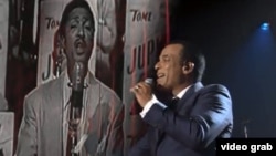 To Beny More with Love, de Jon Secada, obtuvo el Grammy Latino 2017 a Mejor álbum tropical tradicional.