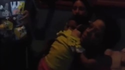 Cubanos varados en poblado colombiano tras cierre de frontera panameña Cubanos varados en poblado colombiano tras cierre de frontera panameña