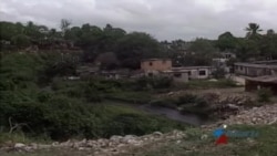 Cubanos señalan con el dedo a los culpables de su pobreza Cubanos señalan con el dedo a los culpables de su pobreza