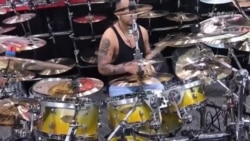 Calixto y Yulién Oviedo jamming en NAMM 2018 Calixto y Yulién Oviedo jamming en NAMM 2018