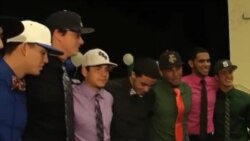 Entregan becas universitarias a jóvenes cubanoamericanos por su talento deportivo Entregan becas universitarias a jóvenes cubanoamericanos por su talento deportivo