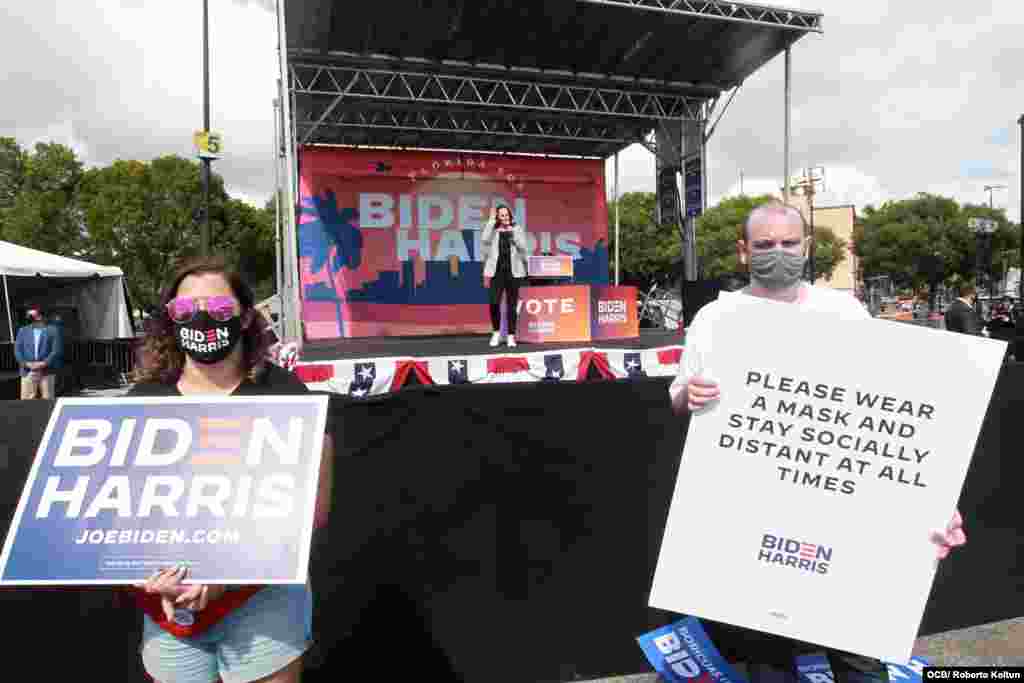 Acto de apoyo a Kamala Harris