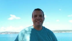 Ángel Rodríguez Pita opina sobre venta de dólares a la población en Cuba  Ángel Rodríguez Pita opina sobre venta de dólares a la población en Cuba