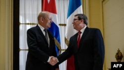 El canciller francés Jean-Yves Le Drian se reunió en La Habana con su homólogo cubano Bruno Rodríguez.