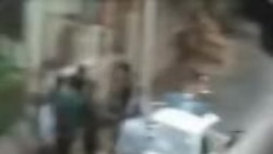 Video: Allanan vivienda y decomisan alimentos destinados a desamparados Video: Allanan vivienda y decomisan alimentos destinados a desamparados