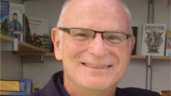 Declaraciones de Elías Amor Bravo, profesor de Economía en la Universidad de Valencia Declaraciones de Elías Amor Bravo, profesor de Economía en la Universidad de Valencia