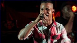 Amenazan a opositor con quitarle la custodia de su hija Amenazan a opositor con quitarle la custodia de su hija