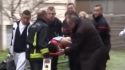 Atentado terrorista a semanario satírico en París deja 12 muertos Atentado terrorista a semanario satírico en París deja 12 muertos