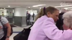 Así fue la llegada de Marta Beatriz Roque a Miami Así fue la llegada de Marta Beatriz Roque a Miami